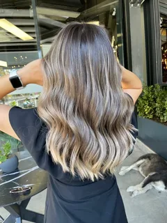 Eryaman brushlight saç uygulaması - doğal ışıltılı renk geçişi